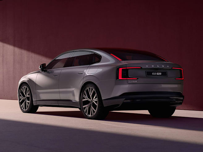 Volvo ES90 brings Swedish calm to the electric luxury car