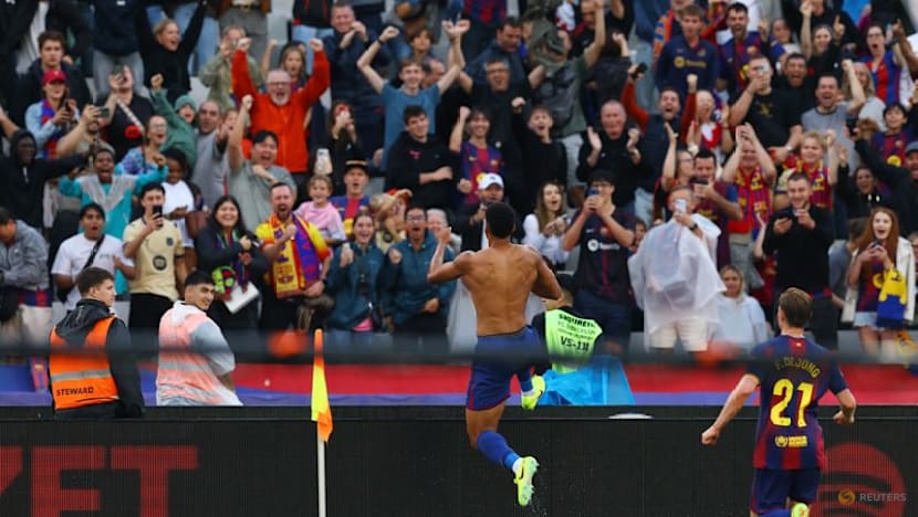 Substitute Araujo nets late winner as Barcelona edge Girona 2-1