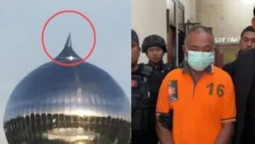 Guru ngaji ditangkap, curi hiasan emas kubah masjid di Indonesia bernilai 3 bilion rupiah Guru ngaji ditangkap, curi hiasan emas kubah masjid di Indonesia bernilai 3 bilion rupiah