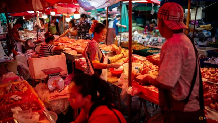 Thai inflation quickens in Oct but still below central bank target Thai inflation quickens in Oct but still below central bank target