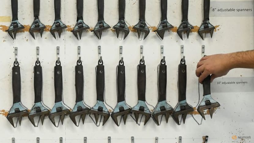 Fearing AI job losses, some young workers in Britain shift towards skilled trades