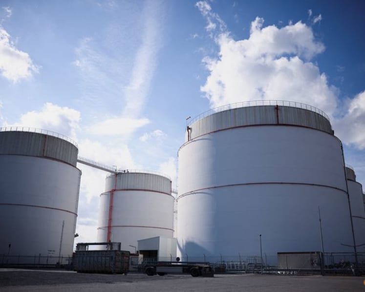 Trading Day: Oil and yields up, up, and away