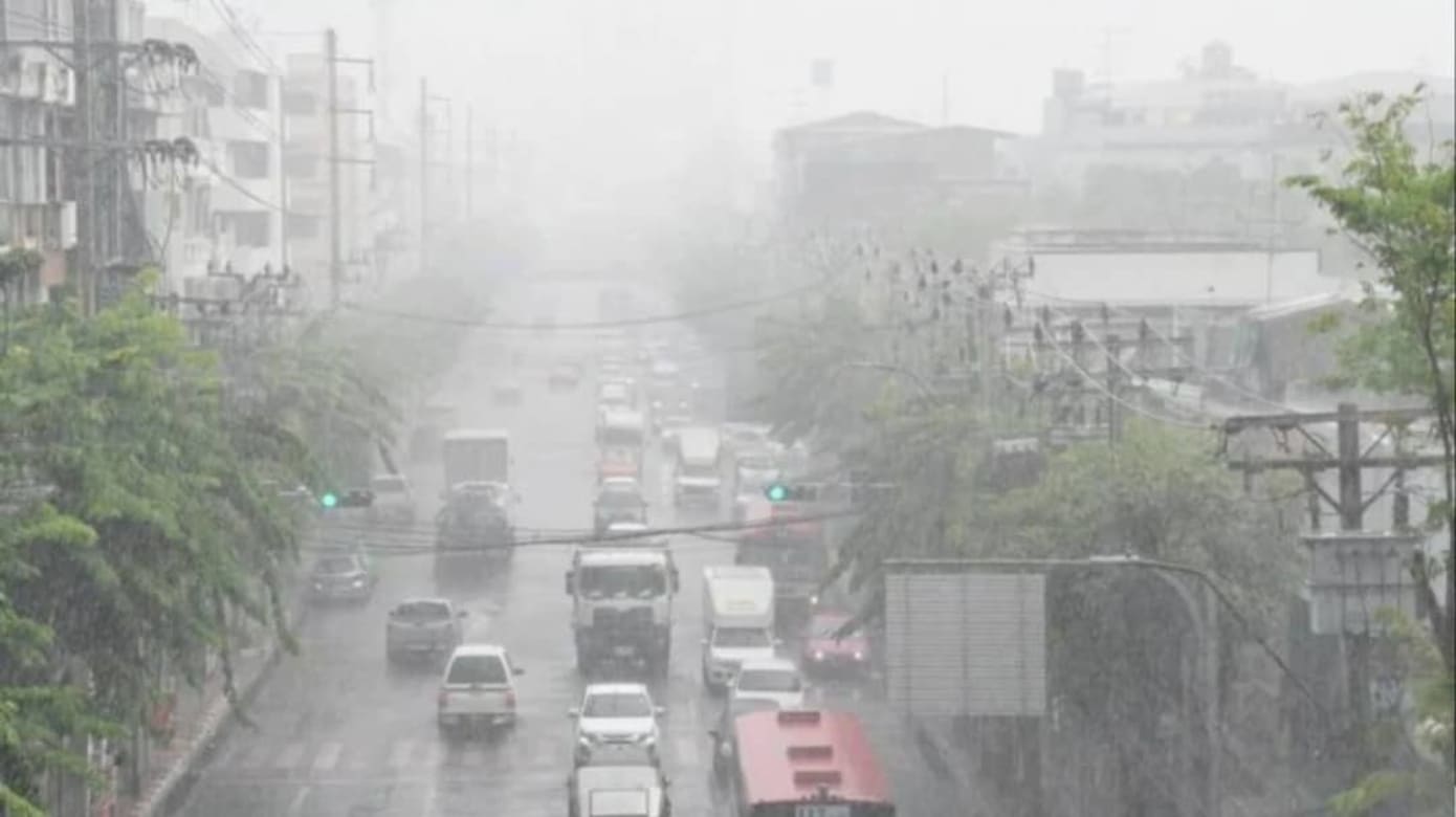 泰国46府降雨量增 曼谷恐现水灾土崩