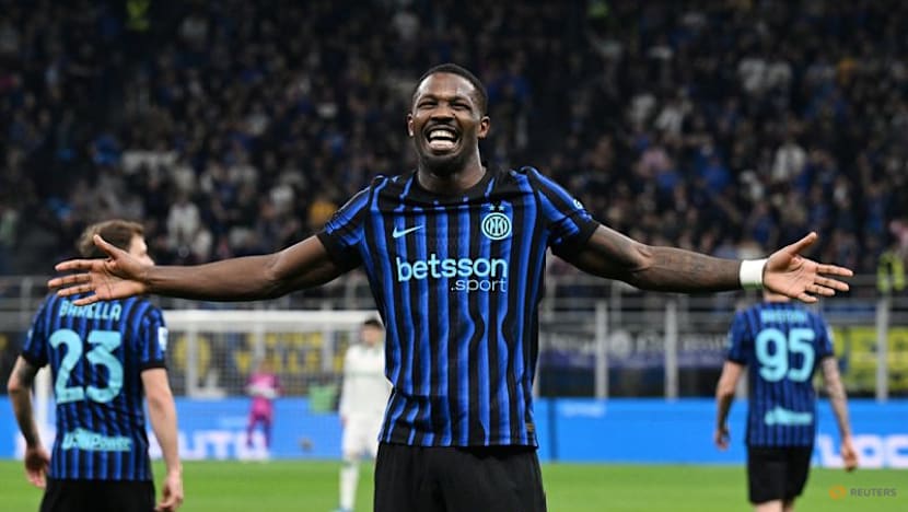 Thuram and Martinez star as Inter dismantle Roma 5-2