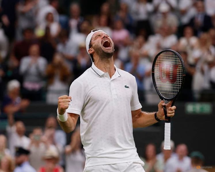 Fear is not a friend: Dimitrov banishes demons to stun Mensik