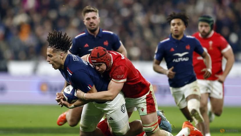 France face tougher challenge with England, without Ntamack