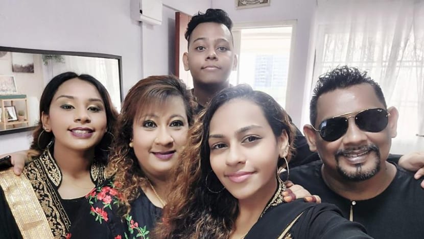 Sameer antara lebih 400 kanak-kanak Muslim diberi sokongan penting oleh Club Rainbow Sameer antara lebih 400 kanak-kanak Muslim diberi sokongan penting oleh Club Rainbow
