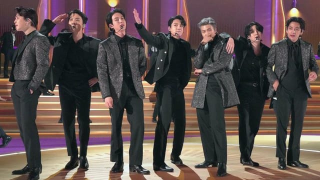 在BTS V嘴上加“病毒喷飞特效”　澳媒挨批种族歧视