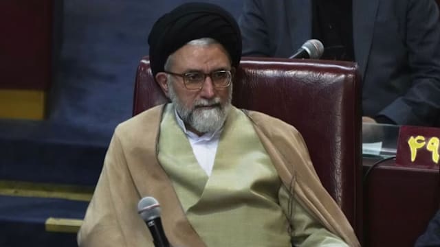 以色列防长：伊朗情报部长遇袭身亡