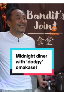 Izakaya boss Nico Tan runs the quirky ‘midnight diner’ Bandit’s Joint, which serves soulful supper food from laksa to grilled fish to “dodgy omakase”(in his words!) made from everything he can find on hand! #8dayeat #banditsjoint #izakaya #supper #sgfood #sgfoodie #ramen #laksa 
