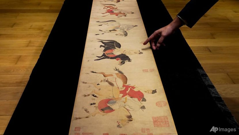 700-year-old Chinese scroll sells for US$41.8 million in Hong Kong