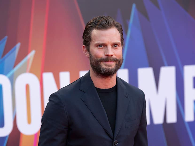 Jamie Dornan Used To Lie About Modelling Career On Dates, Pretended He Was A &ldquo;Landscape Gardener&rdquo;