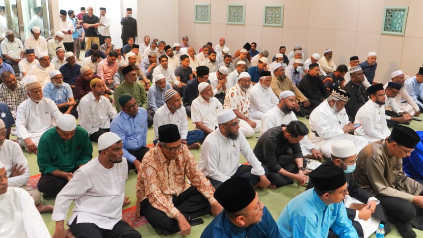 34 masjid adakan 2 sesi solat Jumaat pada 9 Ogos 34 masjid adakan 2 sesi solat Jumaat pada 9 Ogos