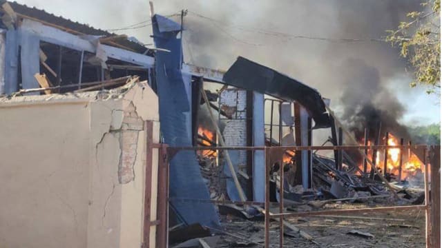 俄军用无人机空袭乌克兰 基辅发生至少五次爆炸