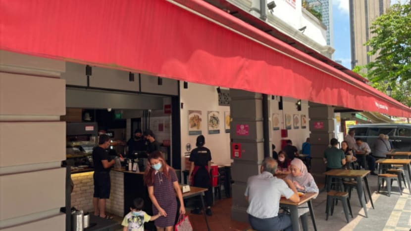 Beberapa langkah COVID-19 mungkin dilonggarkan jika kadar jangkitan mingguan merosot: Lawrence Wong