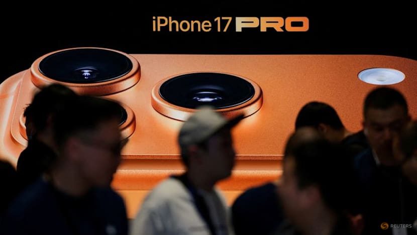 Apple takes 25% share of China smartphone market in October on iPhone 17 demand