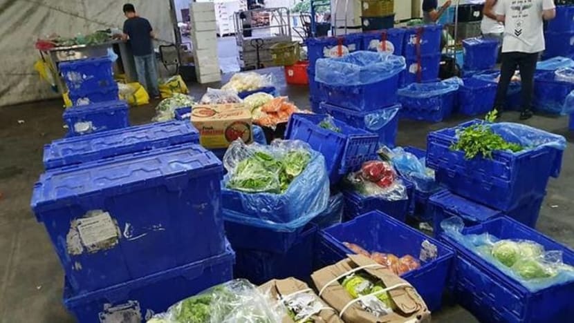 Syarikat tempatan CCL Impex didenda S$3,600; import secara haram 900kg sayur, makanan proses