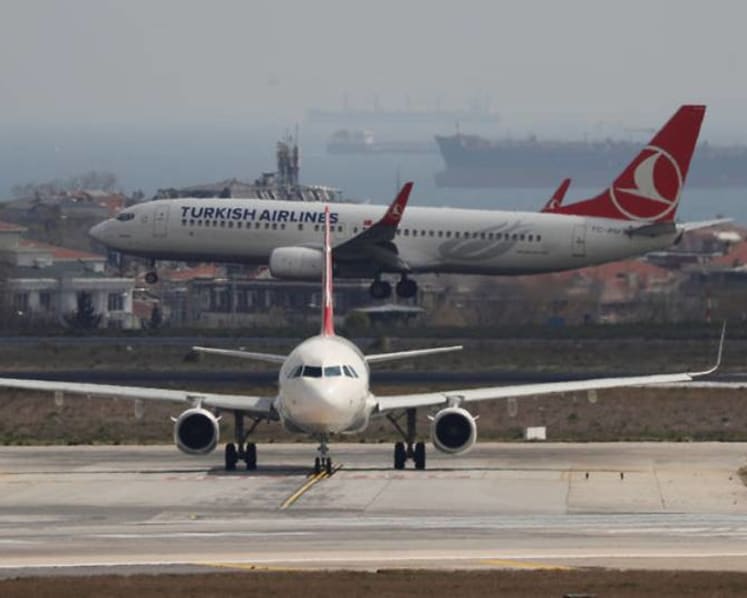 Turkish Airlines pilot dies mid-flight, forcing emergency landing in New York