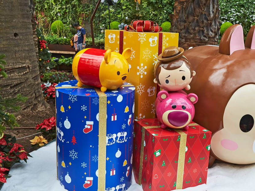 You Can Hang Out With Disney Tsum Tsum Characters At Gardens By The Bay This Festive Season