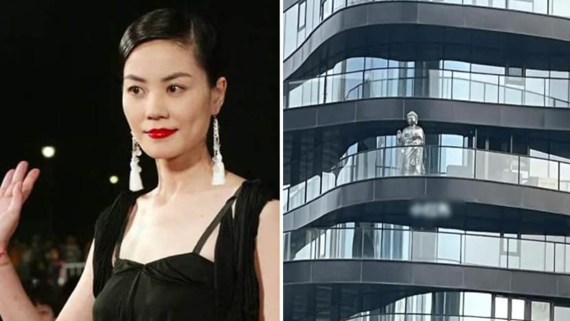 Netizen Claims Faye Wong Has A 2m-Tall Statue Of Buddha On The Balcony Of Her S$17.5mil Apartment Netizen Claims Faye Wong Has A 2m-Tall Statue Of Buddha On The Balcony Of Her S$17.5mil Apartment