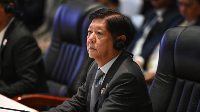 菲总统签署法案强调海洋主张 中国召见菲大使提严正交涉