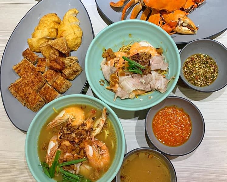Ex-CEO loses lawsuit against hawker after failed S$350,000 investment in prawn noodle business