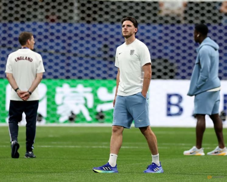 Rice returns as England make three changes for DR Congo clash