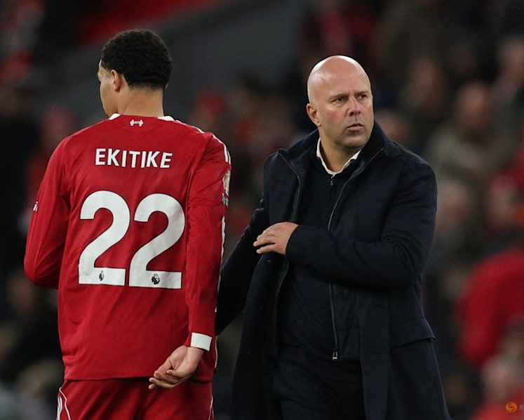 Liverpool's Slot accepts blame after worst loss of his Anfield reign