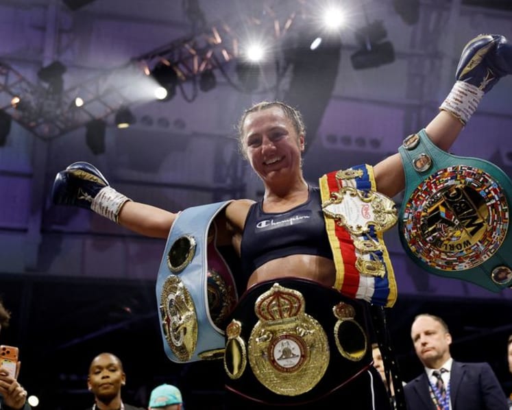 After becoming Britain's youngest undisputed champion, Scotney eager to start from scratch