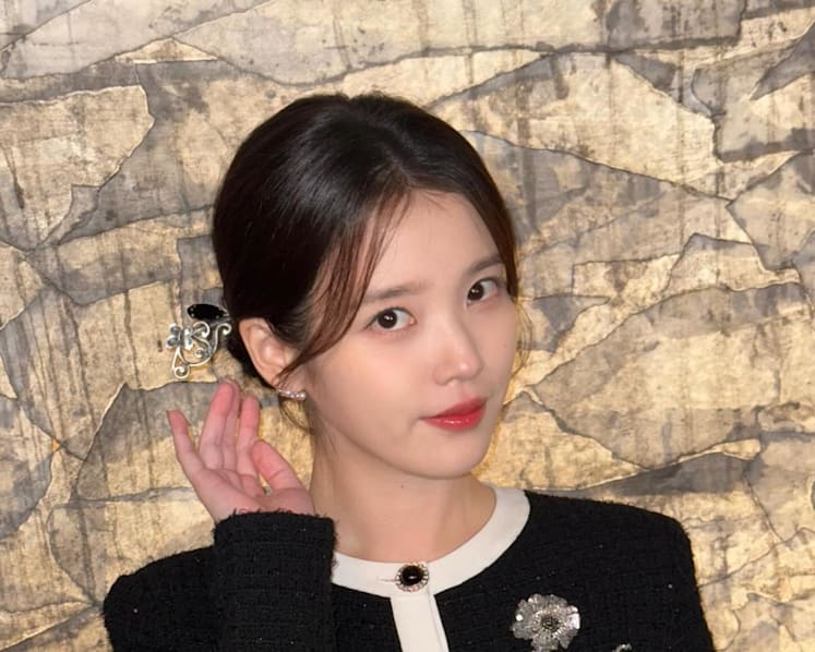 IU batal konser akibat gangguan telinga PET, kenali cara mencegah kondisi ini