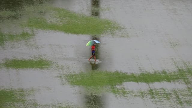 马国半岛七个州豪雨成灾 逾1万1000人受影响