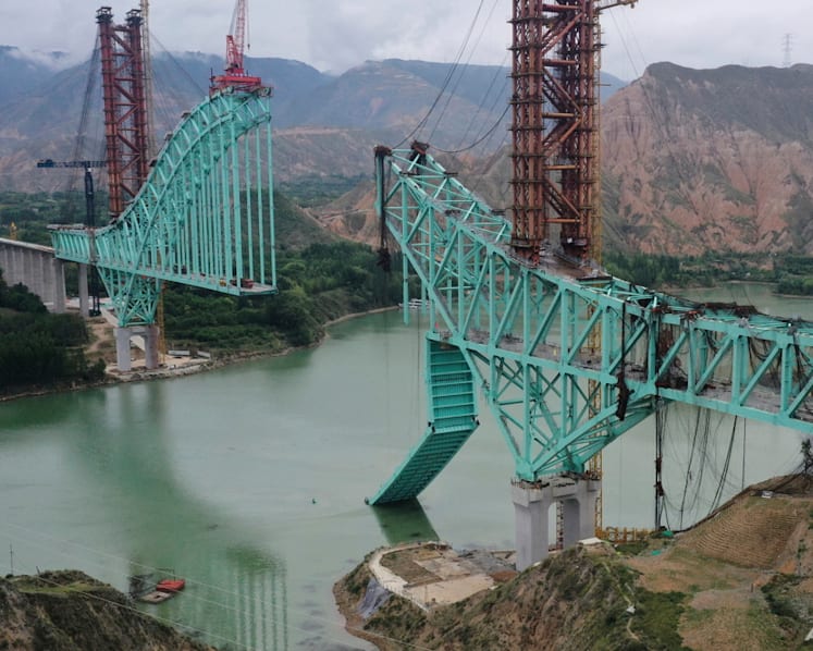 Death toll from Chinese bridge collapse rises to 12
