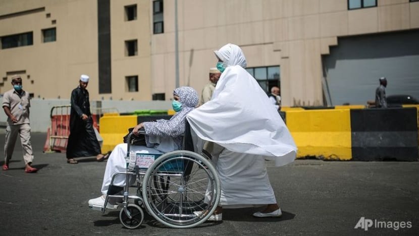 Arab Saudi larang jemaah bawa 15 barang ini ketika menunaikan Haji Arab Saudi larang jemaah bawa 15 barang ini ketika menunaikan Haji