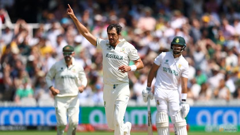 Australia's Starc wants spicy Ashes wickets, not five-day tests