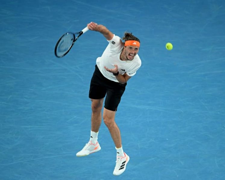 Zverev downs Tien to secure semi-final slot