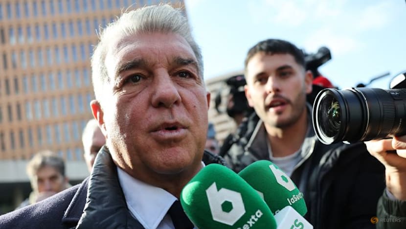 Laporta steps down as Barcelona president to seek re-election