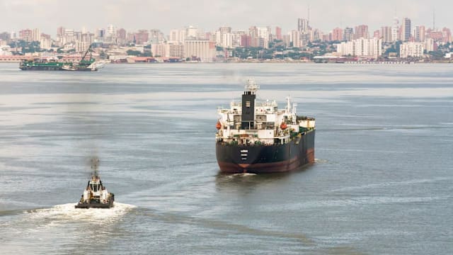 美国下令封锁所有进出委内瑞拉受制裁油槽船