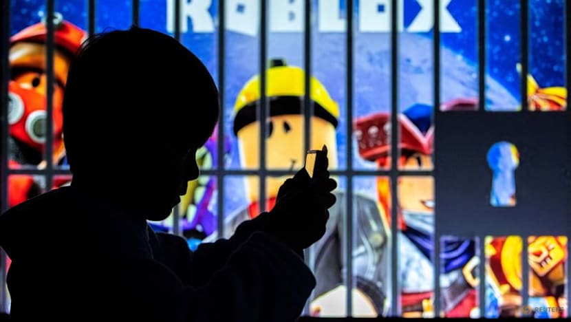 Roblox forecasts strong annual bookings as gaming platform momentum grows 