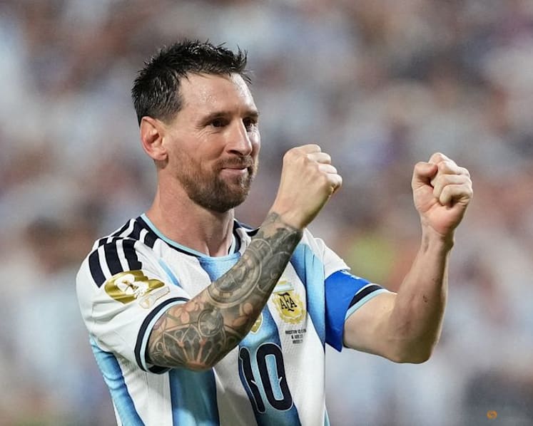 Messi says his tears after first goal were caused by personal 'difficult days'
