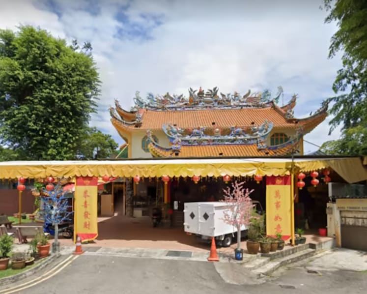 Temple accountant with gambling habit used erasable pen to issue S$207,000 in cheques to herself, gets jail