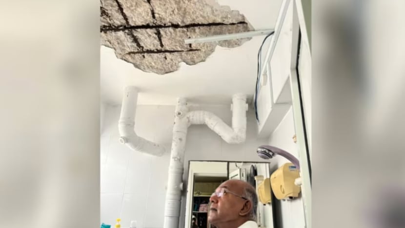 Penduduk Yishun dikejarkan ke hospital selepas konkrit reput jatuh di flat HDB