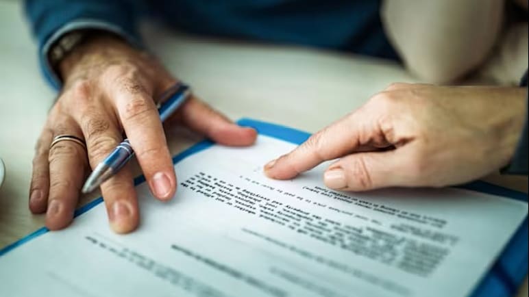 jelasBERITA: Jualan polisi insurans berkait pelaburan naik lebih seganda dalam 3 tahun meski aduan meningkat