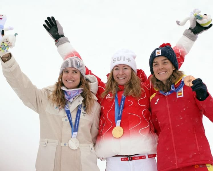SkiMo-Cardona Coll makes history for Spain with men's sprint gold, Fatton claims women's title