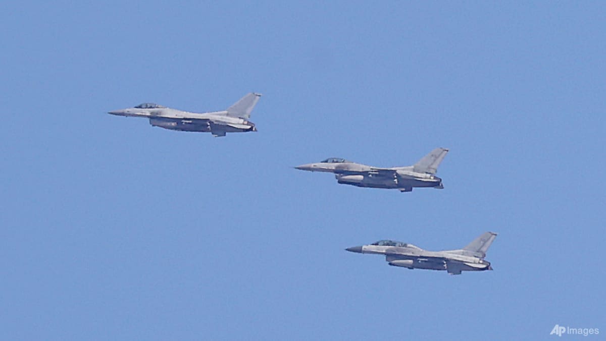 South Korea scrambles jets after Russian, Chinese planes approach