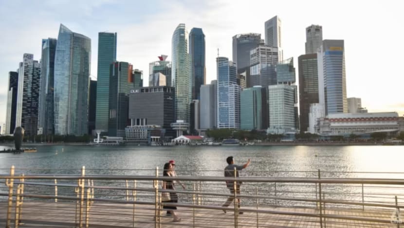 Inflasi teras SG turun kepada 3.8% pada Julai, terendah dalam setahun Inflasi teras SG turun kepada 3.8% pada Julai, terendah dalam setahun