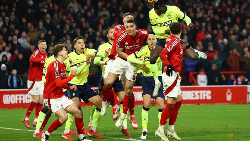 High-flying Forest survive late drama in 3-2 win over Southampton