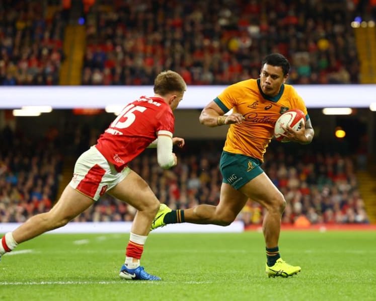 Ikitau eyes return to crowded Wallabies midfield for Argentina challenge