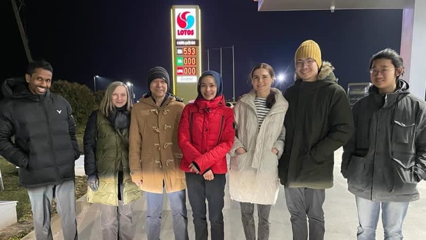 Rakyat S'pura antara 12 individu dibawa keluar dari Ukraine: Wisma Putra M'sia