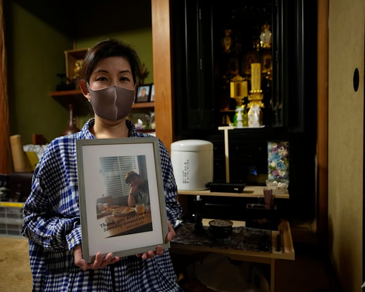 Relatives of COVID-19 dead question Japan's stay-at-home policy