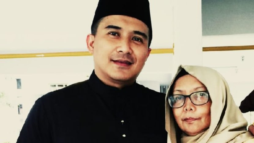 Ibu Aaron Aziz meninggal dunia pada usia 70 tahun